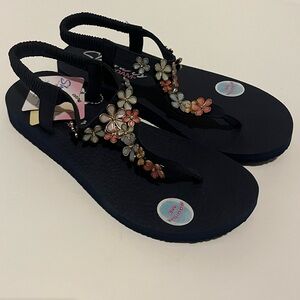Skechers Yoga Foam Sandals (NWT)